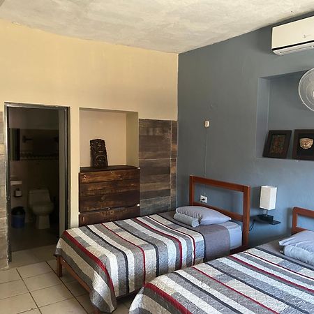 Hostel Casa Xtakay Вальядолид Экстерьер фото