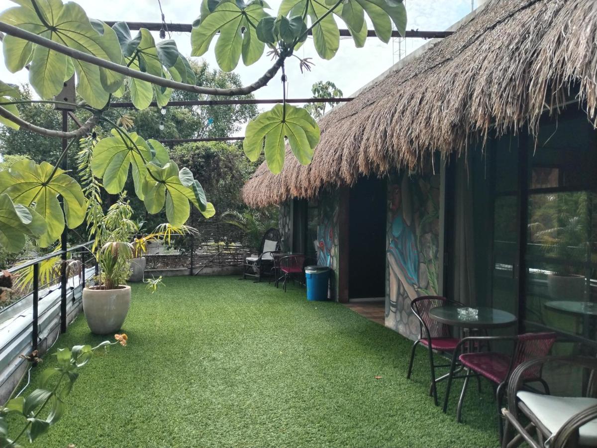 Hostel Casa Xtakay Вальядолид Экстерьер фото