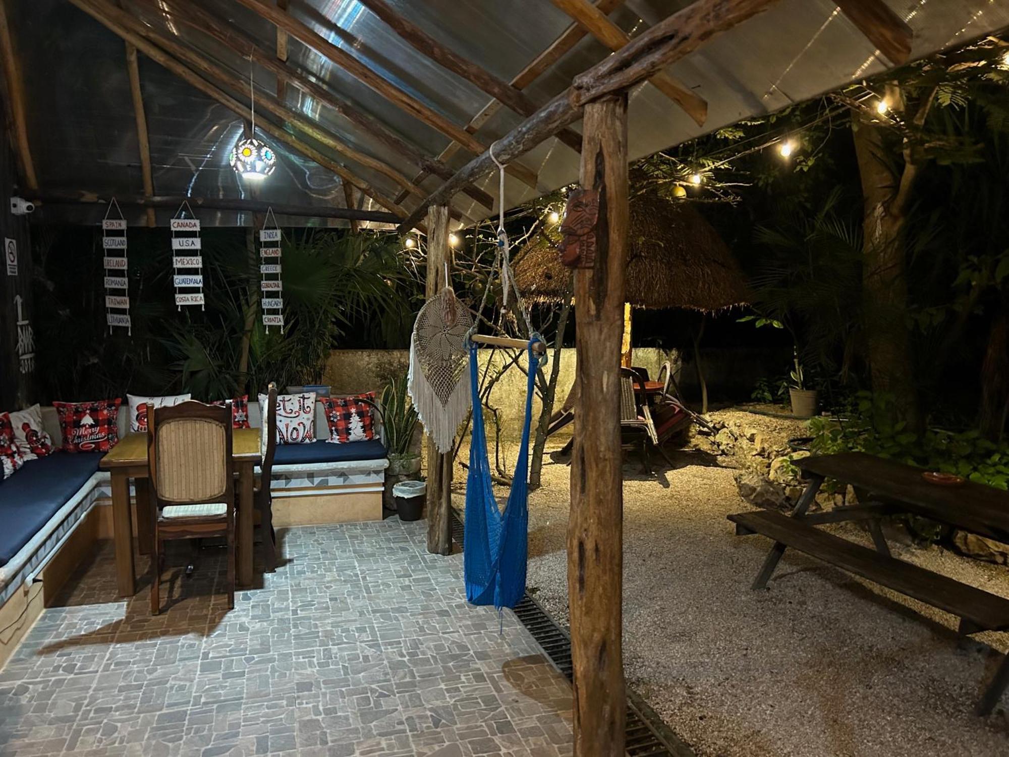 Hostel Casa Xtakay Вальядолид Экстерьер фото